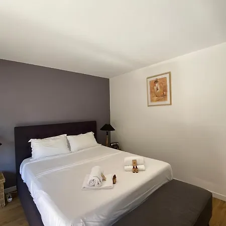 Beautiful 2br With Ac And Terrace Overlooking Ajaccios Bay Welkeys Apartmán Ajaccio (Corsica)